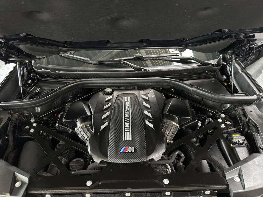 BMW X6 M (Bild 23/23)