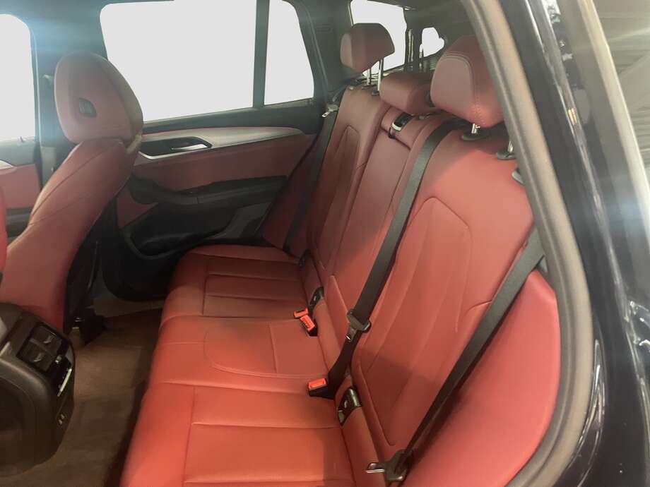 BMW X3 (Bild 9/10)