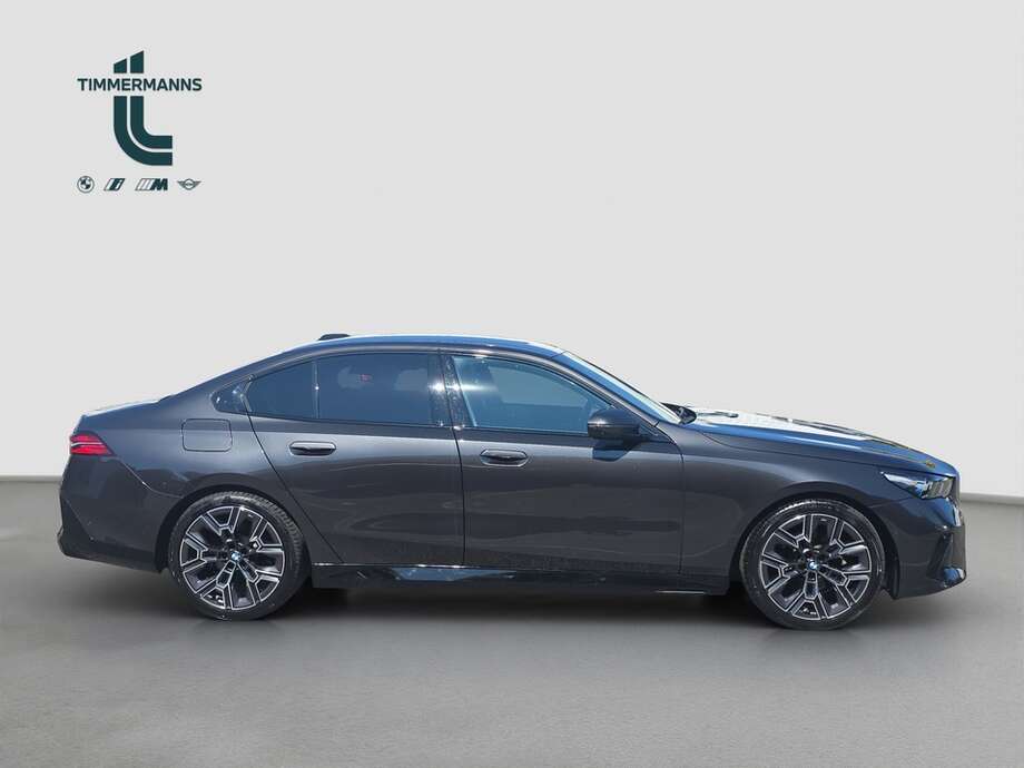 BMW 520d xDrive (Bild 7/20)