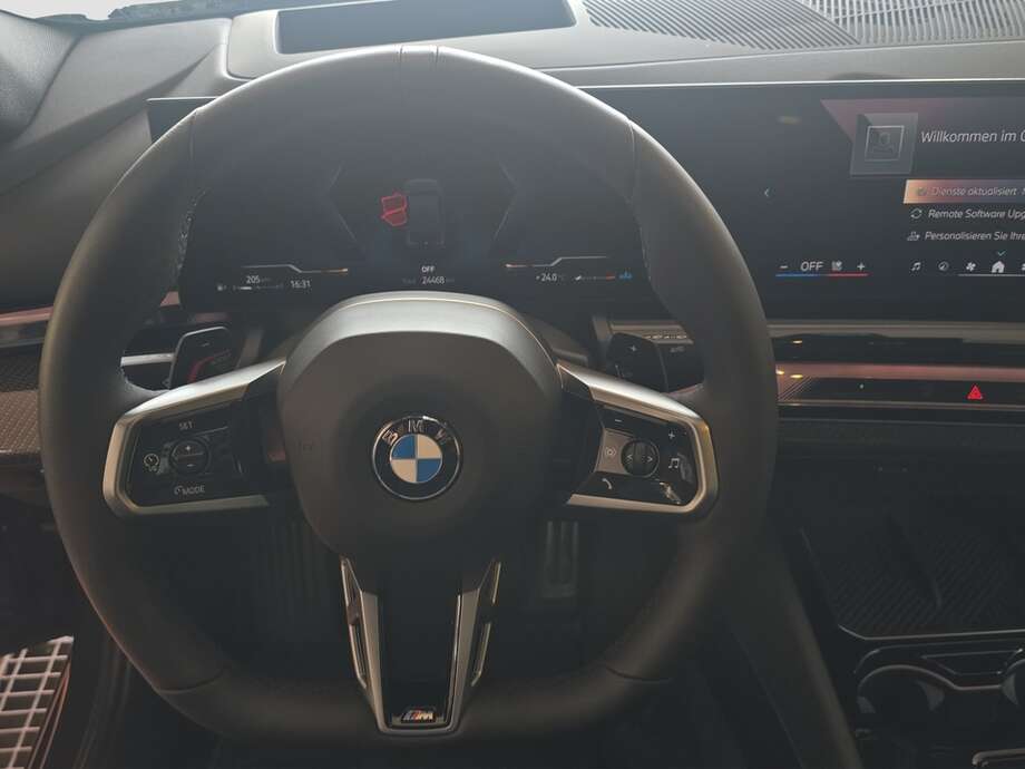 BMW 520d xDrive (Bild 13/20)