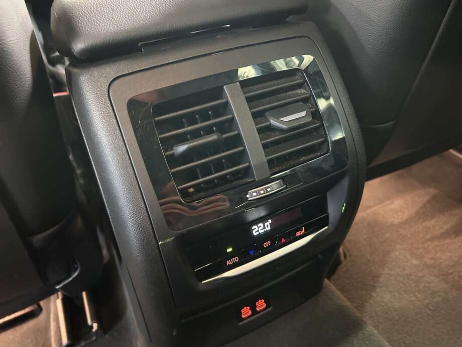 BMW X3 (Bild 16/17)