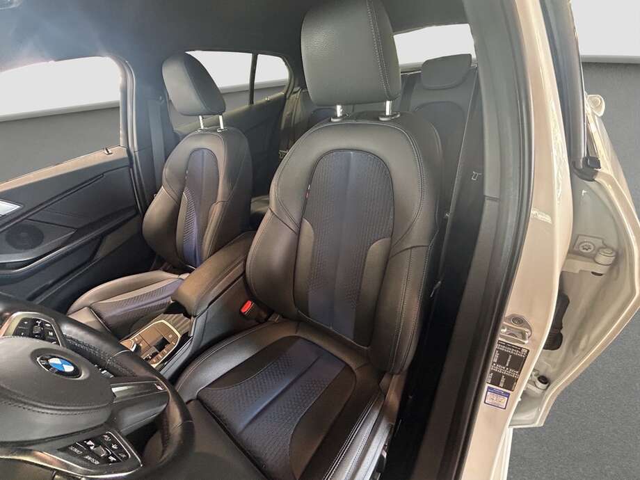 BMW 120d (Bild 11/20)