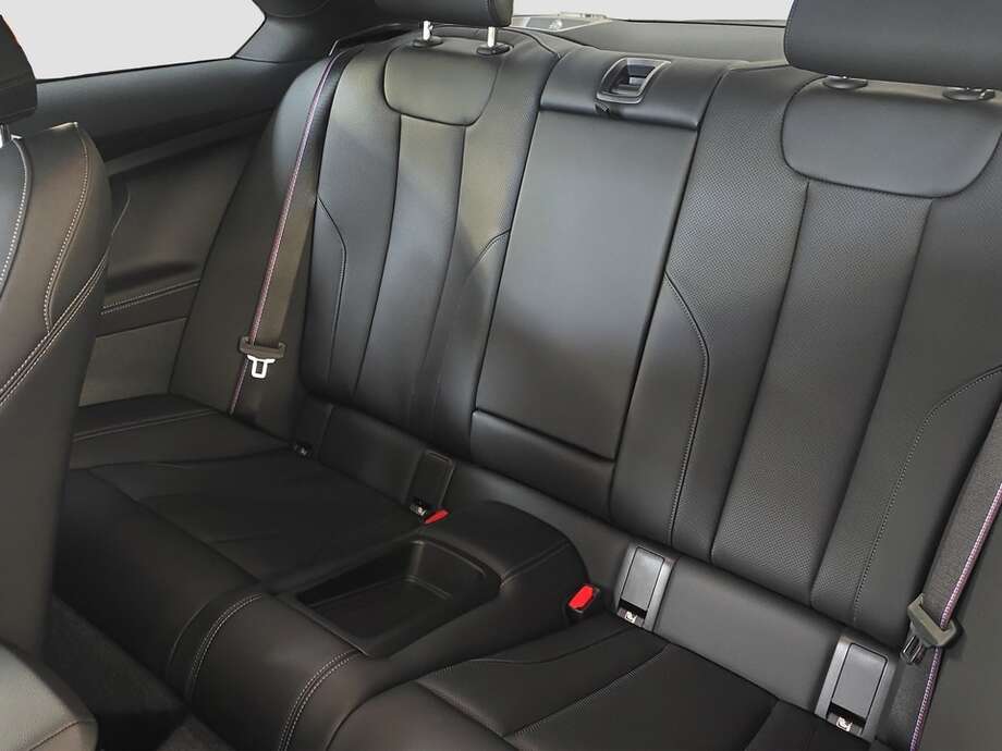 BMW M240i (Bild 14/18)