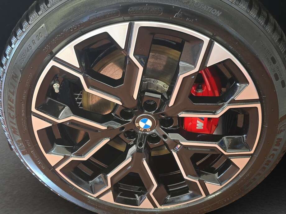 BMW X3 (Bild 9/18)