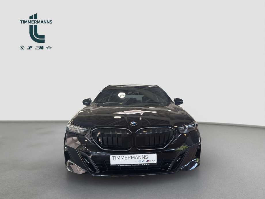 BMW 520d (Bild 8/18)