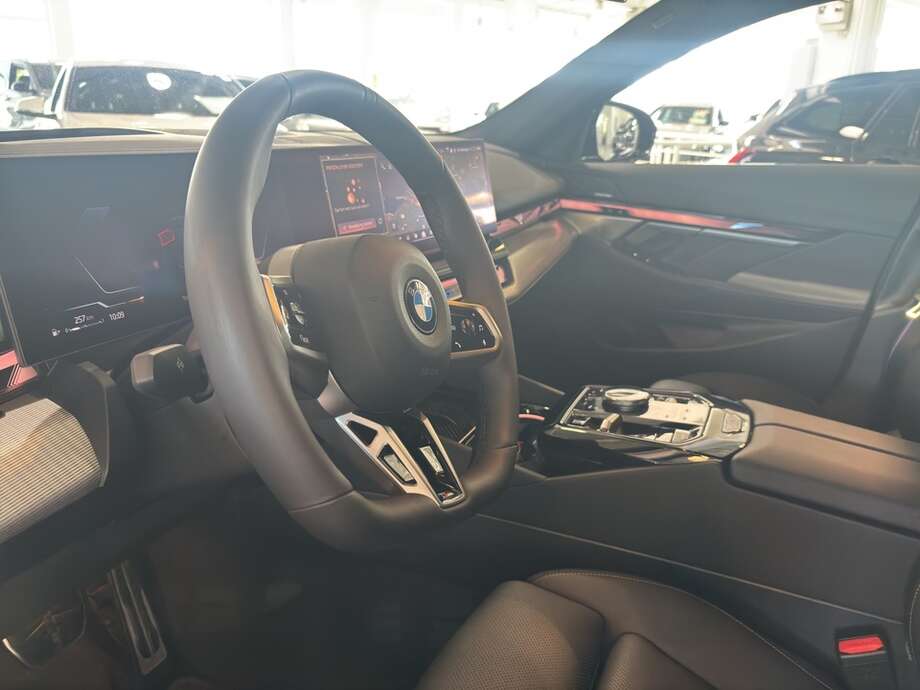 BMW 520d (Bild 16/18)
