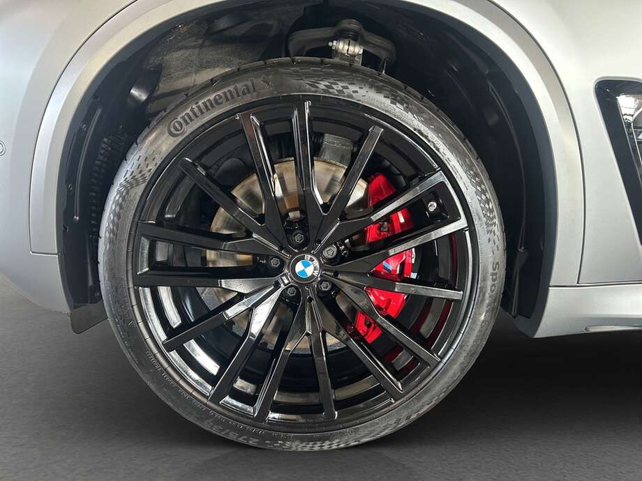BMW X5 (Bild 9/19)