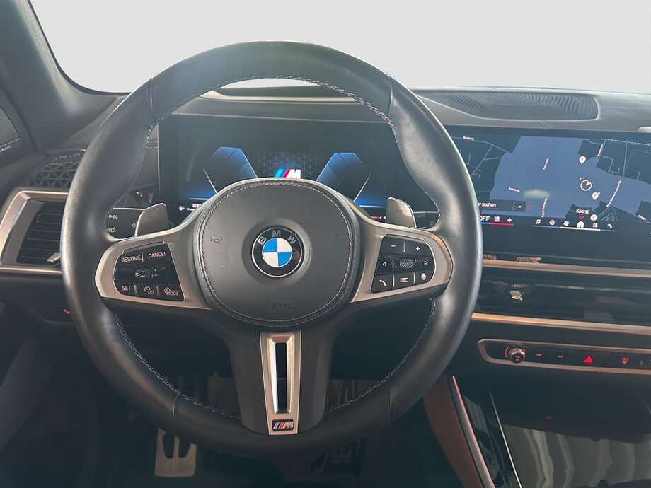 BMW X5 (Bild 12/19)