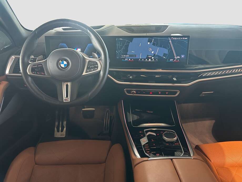 BMW X5 (Bild 13/19)