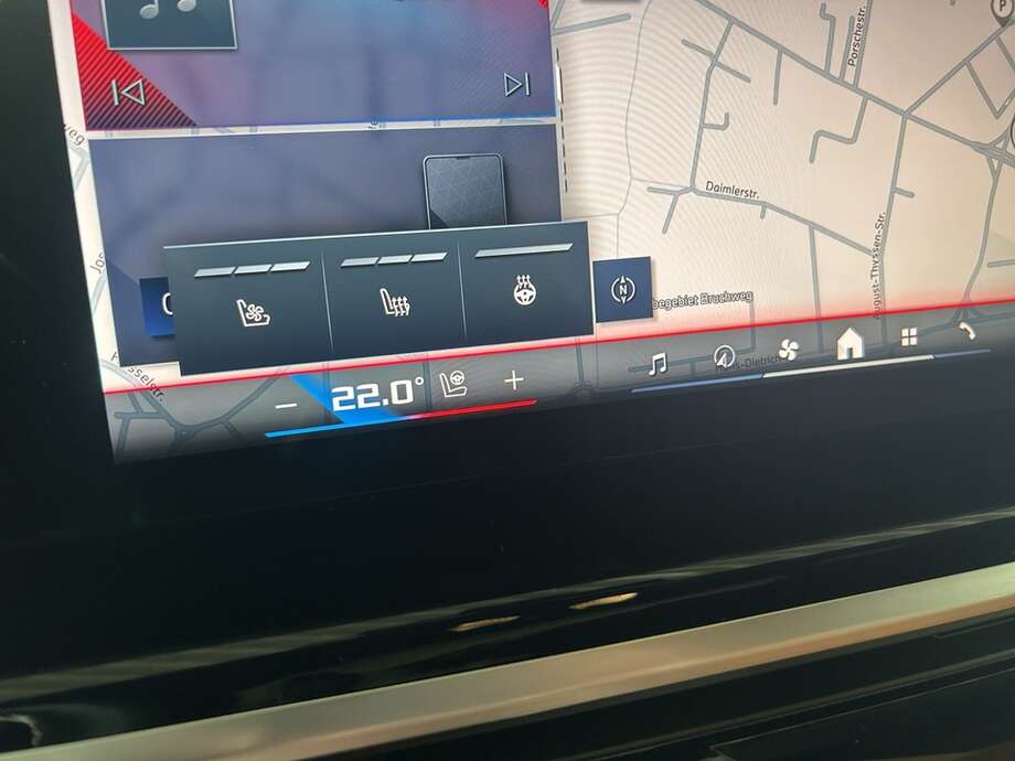 BMW X5 (Bild 18/19)