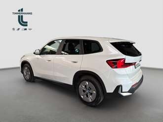 BMW iX1 xDrive30 (Bild 3/18)