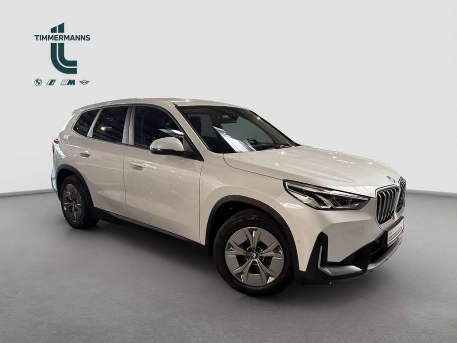 BMW iX1 xDrive30 (Bild 7/18)
