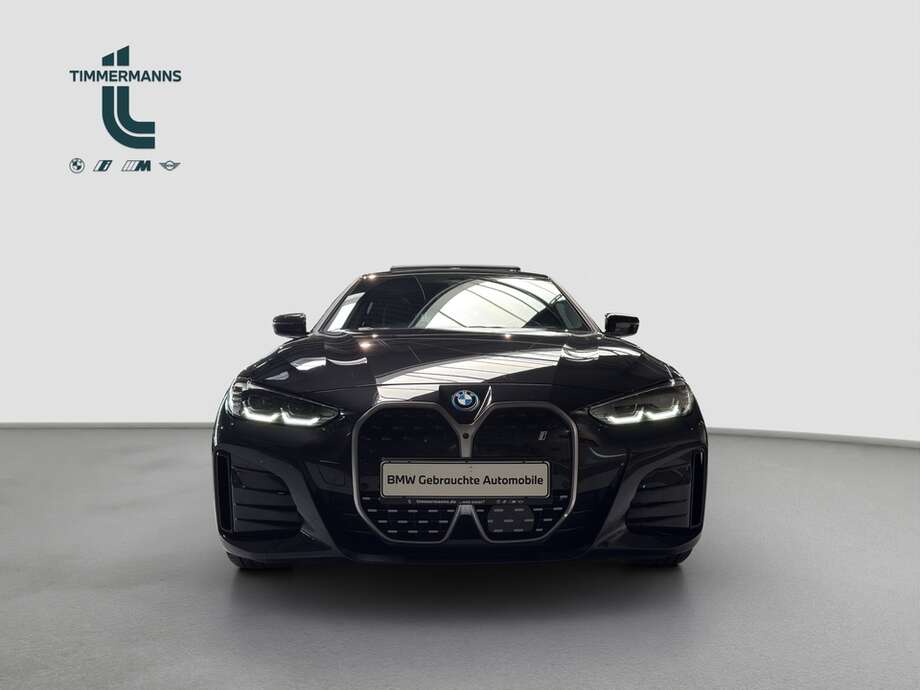 BMW i4 (Bild 8/15)