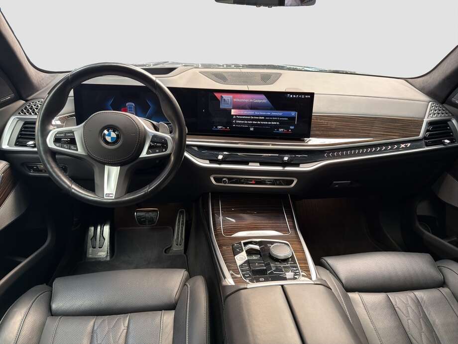 BMW X7 xDrive40d (Bild 14/19)