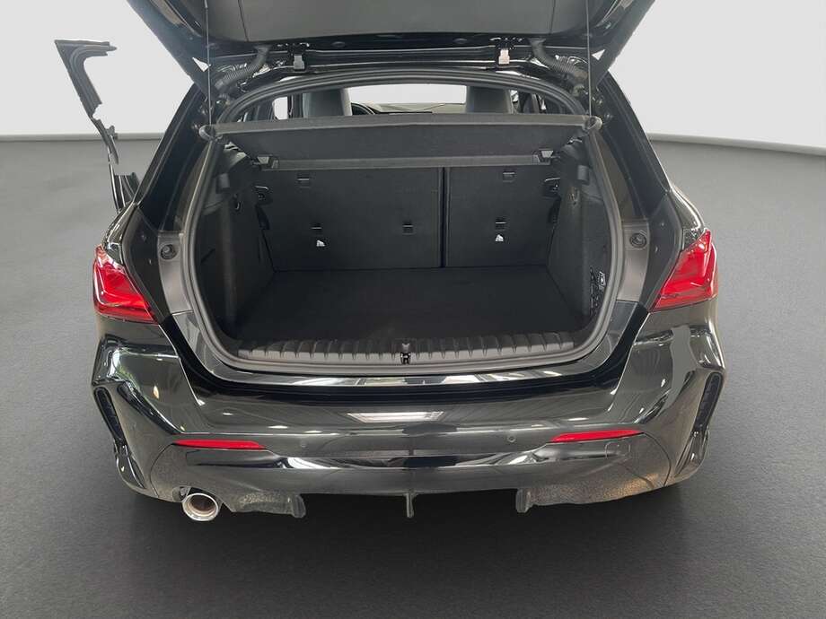 BMW 118i (Bild 14/15)