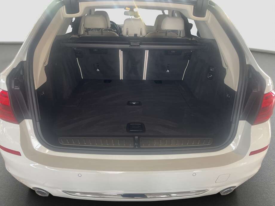 BMW 525d (Bild 12/13)