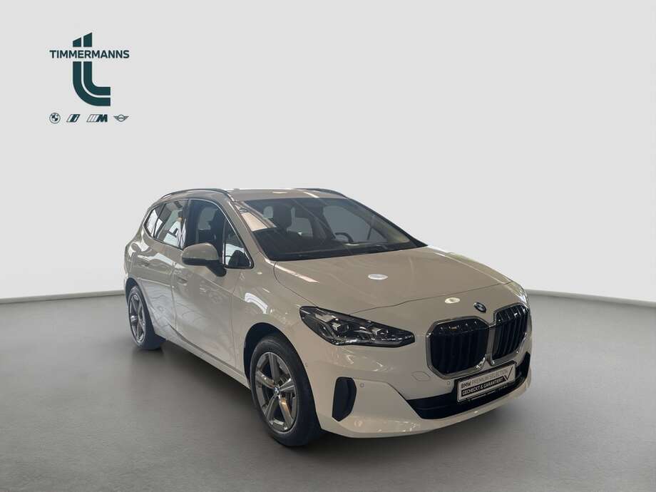 BMW 220 Active Tourer (Bild 7/16)