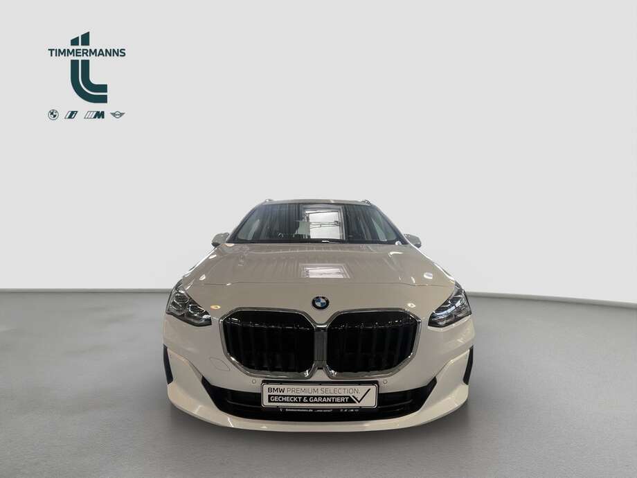BMW 220 Active Tourer (Bild 8/16)