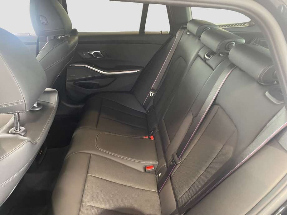 BMW M340i (Bild 14/15)