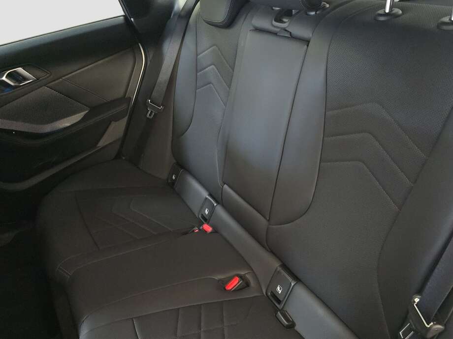 BMW M235i (Bild 15/19)