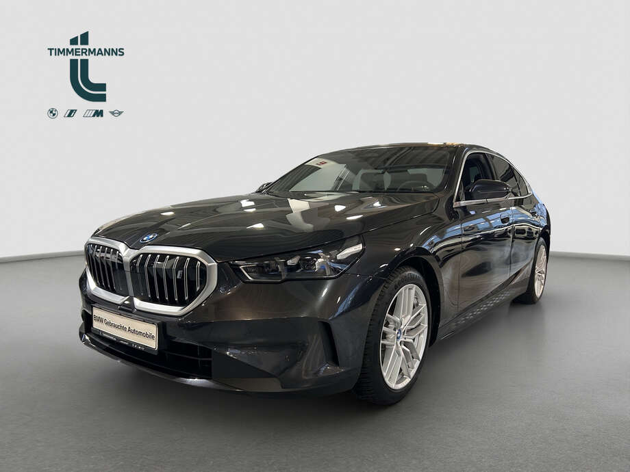 BMW i5 eDrive40 (Bild 1/19)