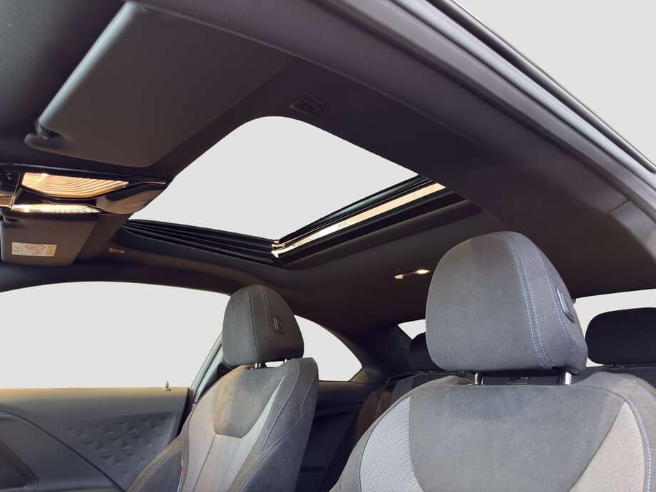 BMW 220 (Bild 11/17)