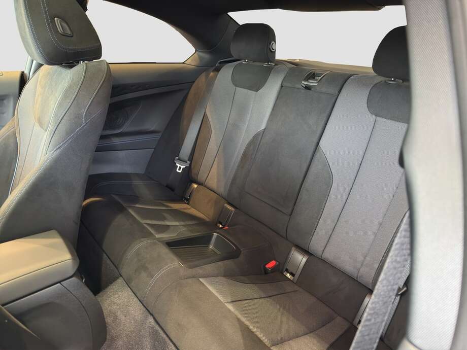 BMW 220 (Bild 14/17)