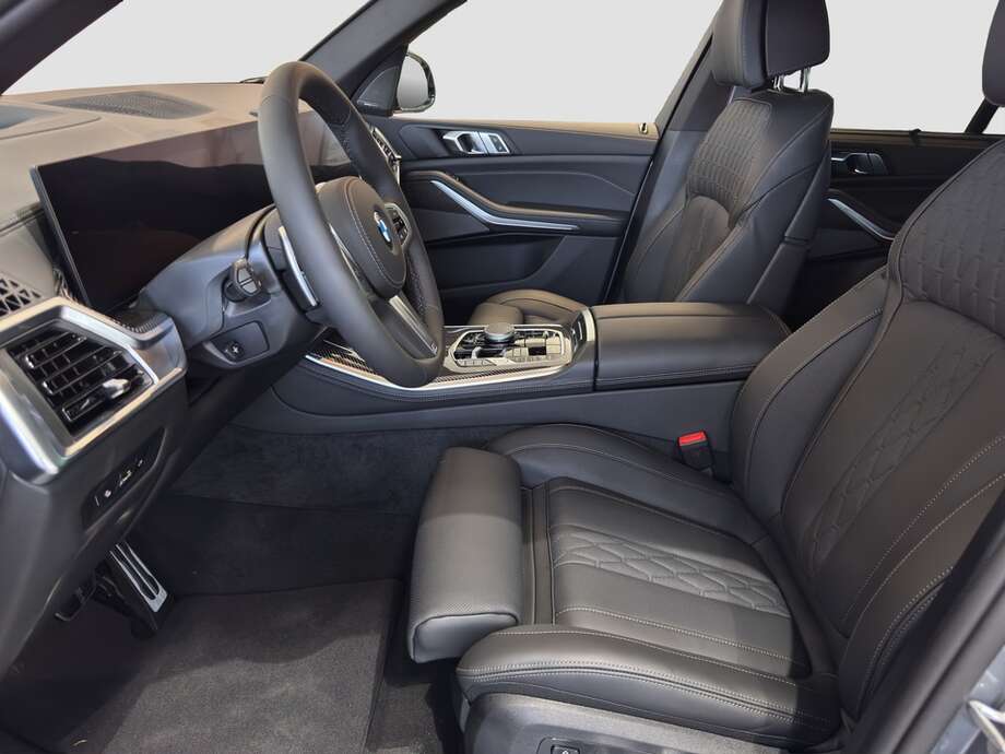 BMW X5 (Bild 9/11)