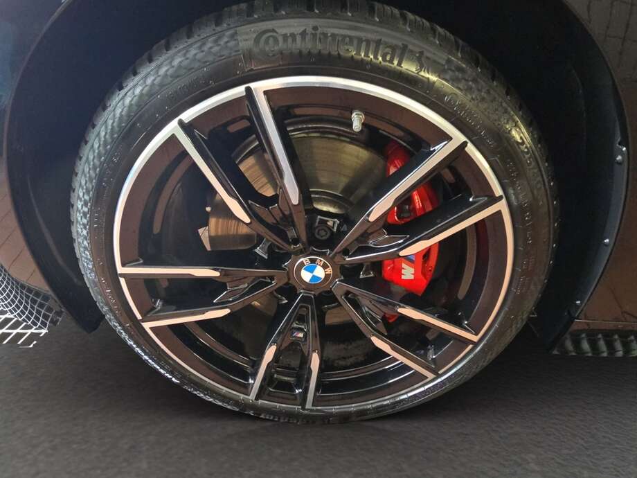 BMW M240i (Bild 9/18)