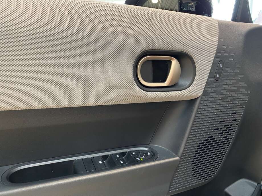MINI Cooper C (Bild 16/17)