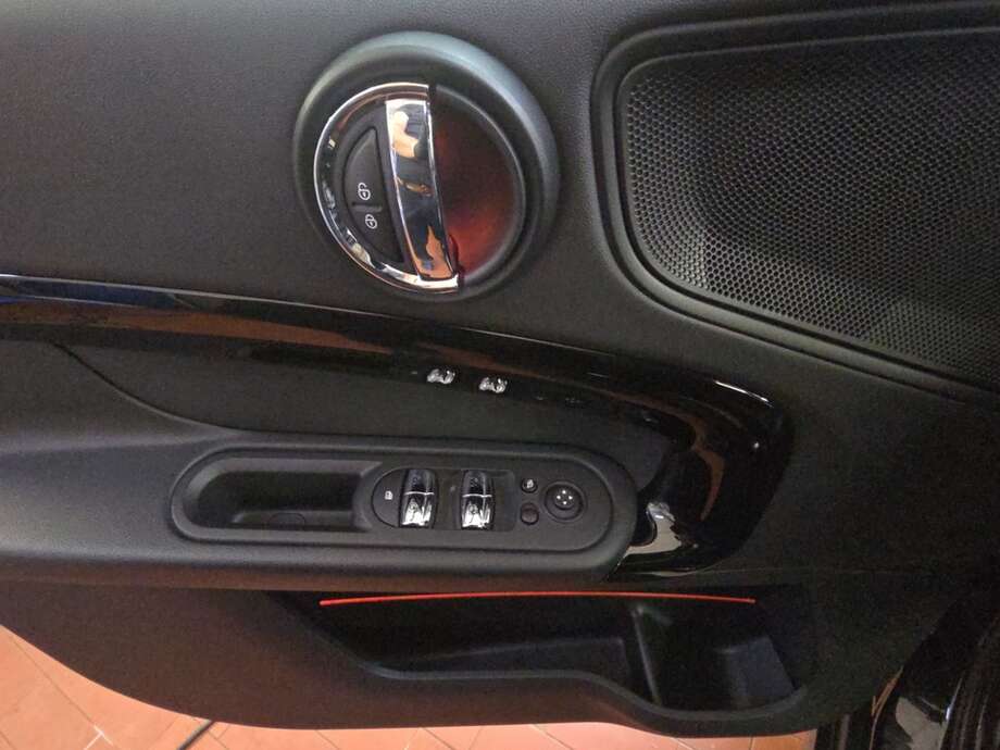MINI Cooper Countryman (Bild 16/18)