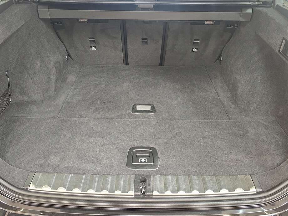 BMW 320d (Bild 15/18)