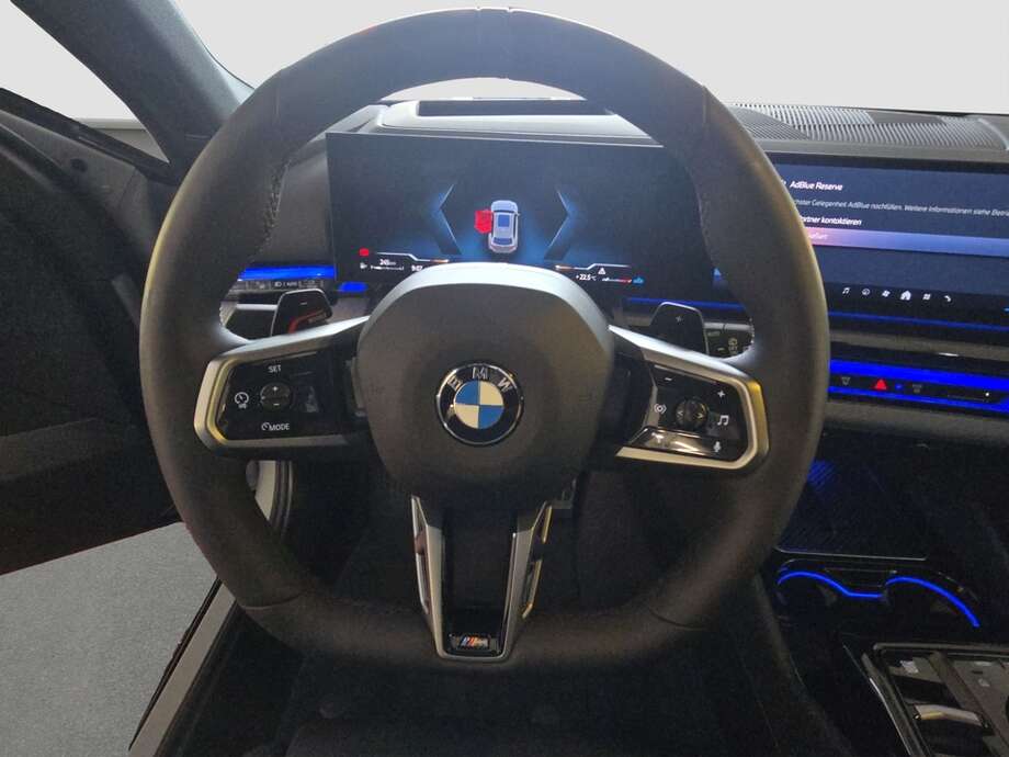 BMW 520d (Bild 12/19)
