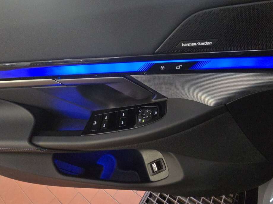 BMW 520d (Bild 16/19)