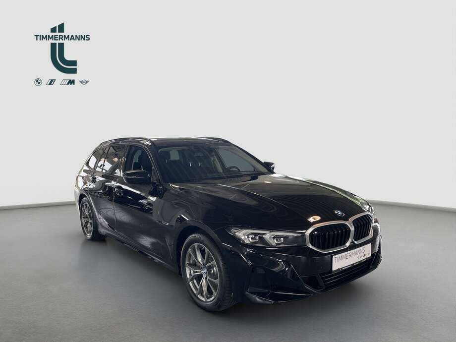 BMW 330e (Bild 7/15)