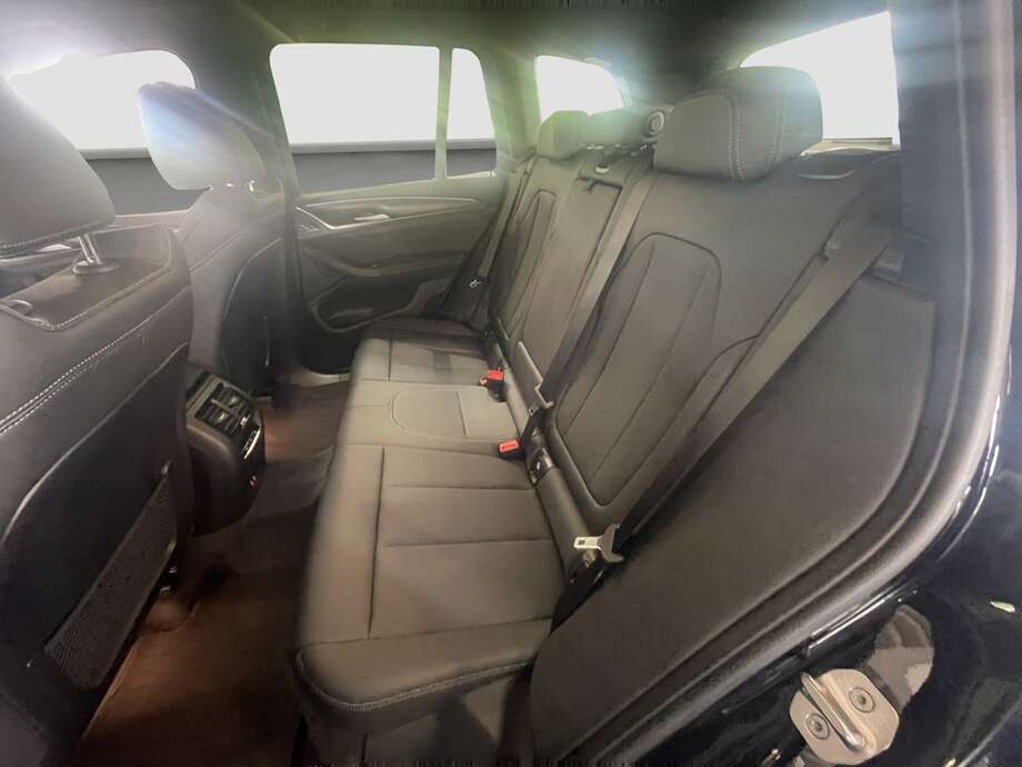 BMW X3 (Bild 11/12)