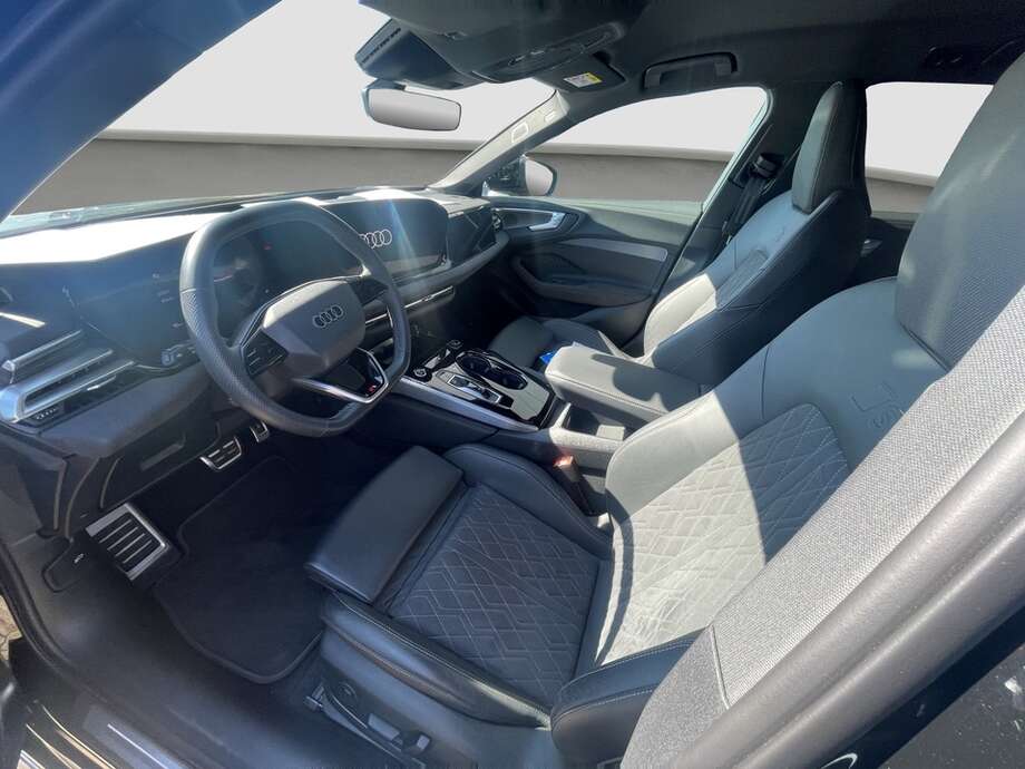 Audi A5 (Bild 6/19)