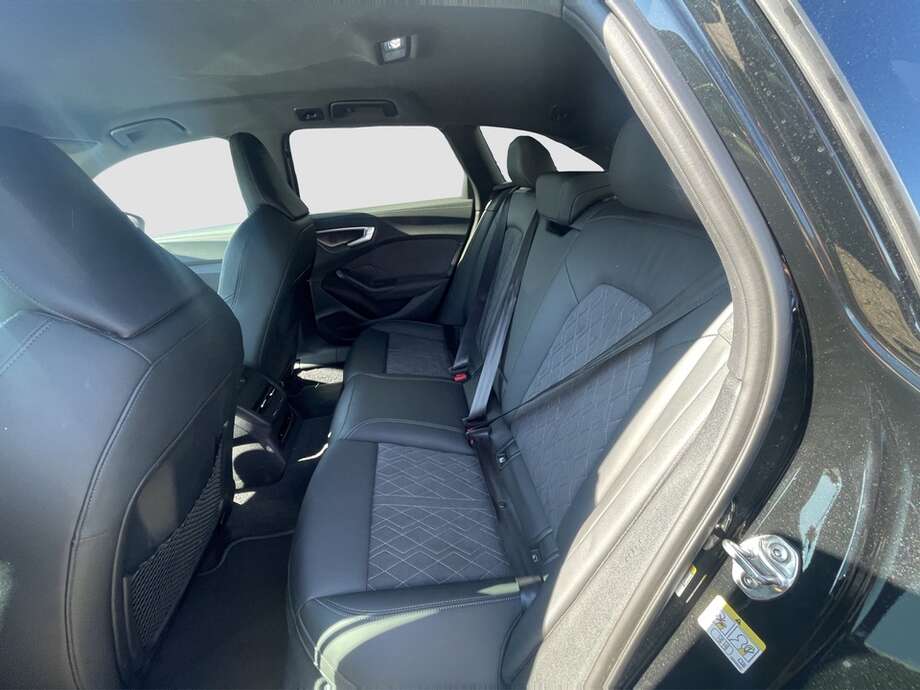 Audi A5 (Bild 10/19)