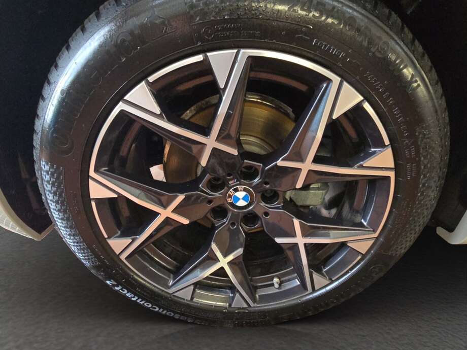 BMW X3 (Bild 9/19)