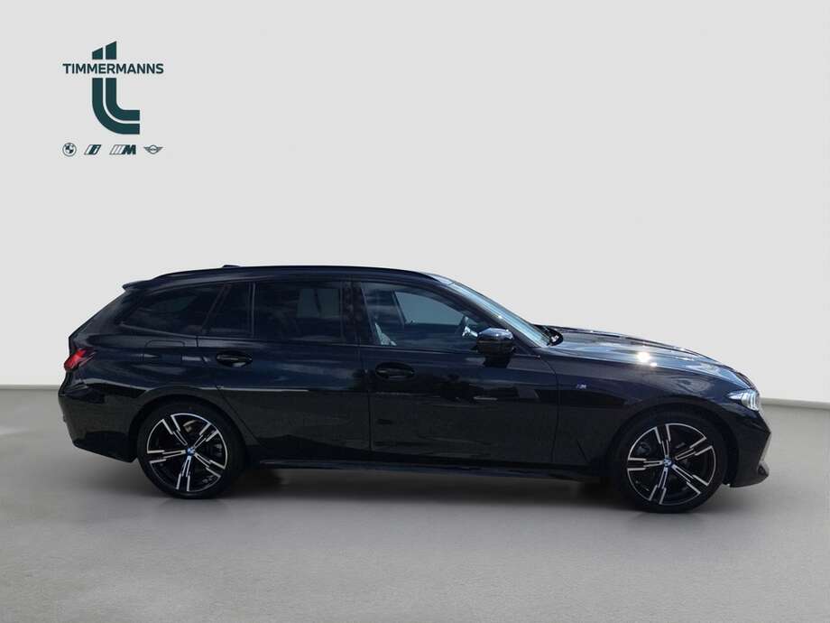 BMW 320d (Bild 6/17)