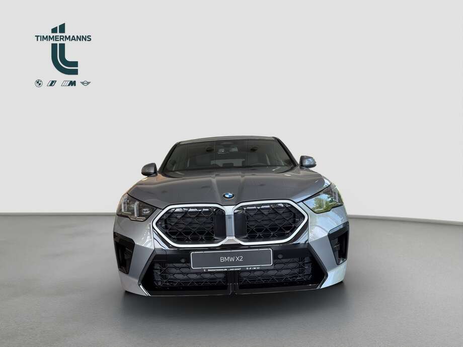 BMW X2 (Bild 8/15)