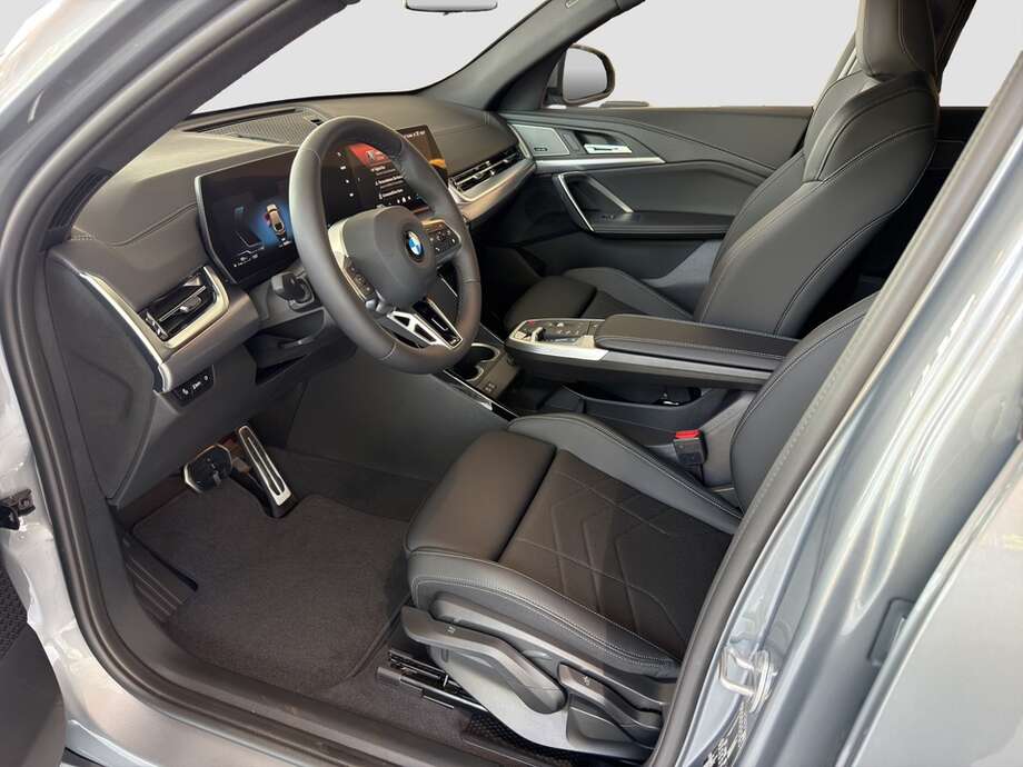 BMW X2 (Bild 11/15)