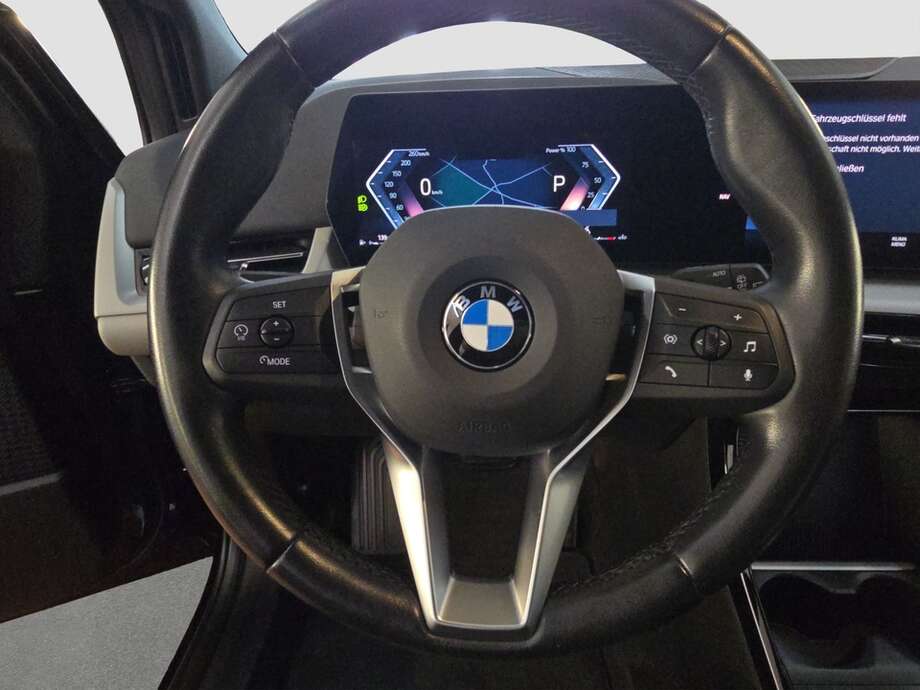 BMW 218 Active Tourer (Bild 12/18)