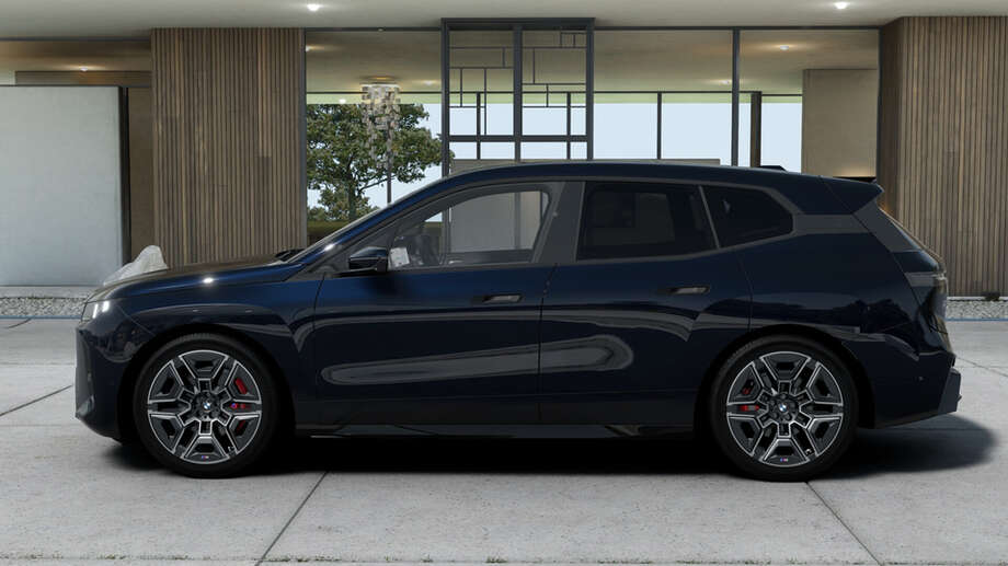 BMW iX (Bild 2/5)