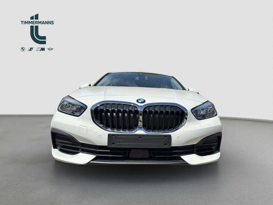 BMW 116i (Bild 8/16)