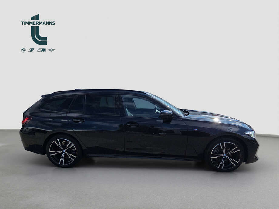 BMW 320d (Bild 6/17)