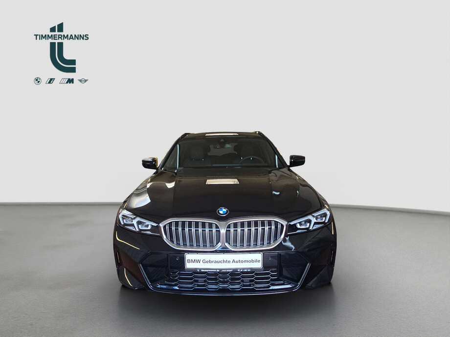BMW 320d (Bild 8/17)