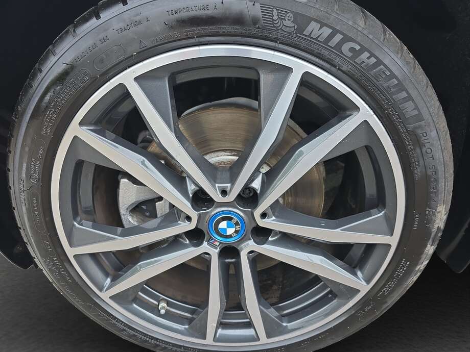 BMW X2 (Bild 9/19)