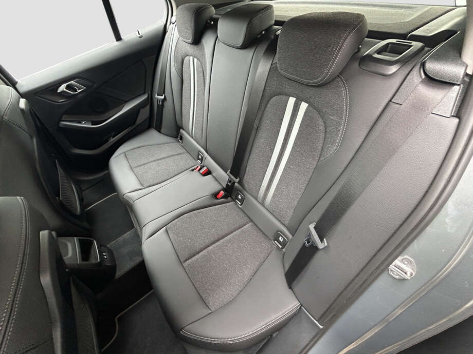 BMW 116i (Bild 7/8)