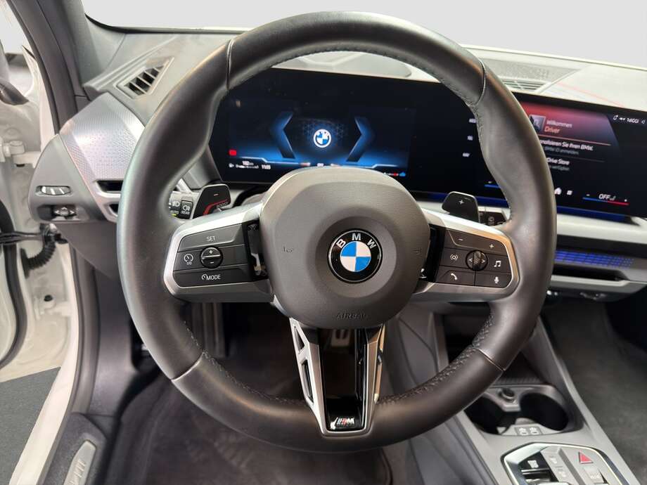 BMW 120 (Bild 13/19)